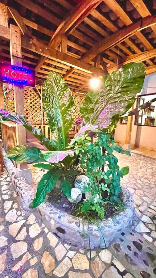 Hotel Rosalila Copán Buitenkant foto