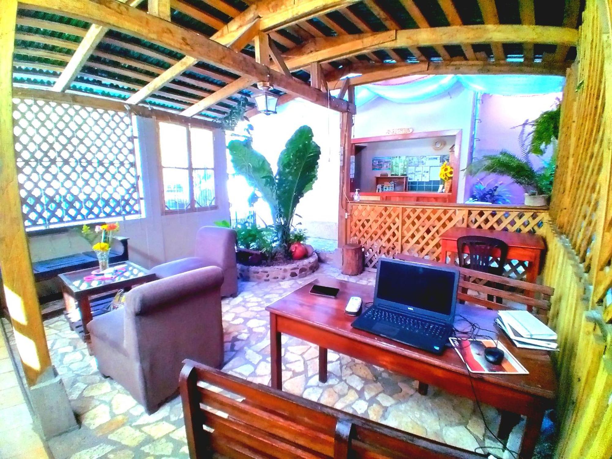 Hotel Rosalila Copán Buitenkant foto